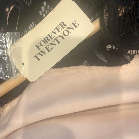 🖤 Forever 21 Black Lace Dress - Size Small - Picture 7 of 8